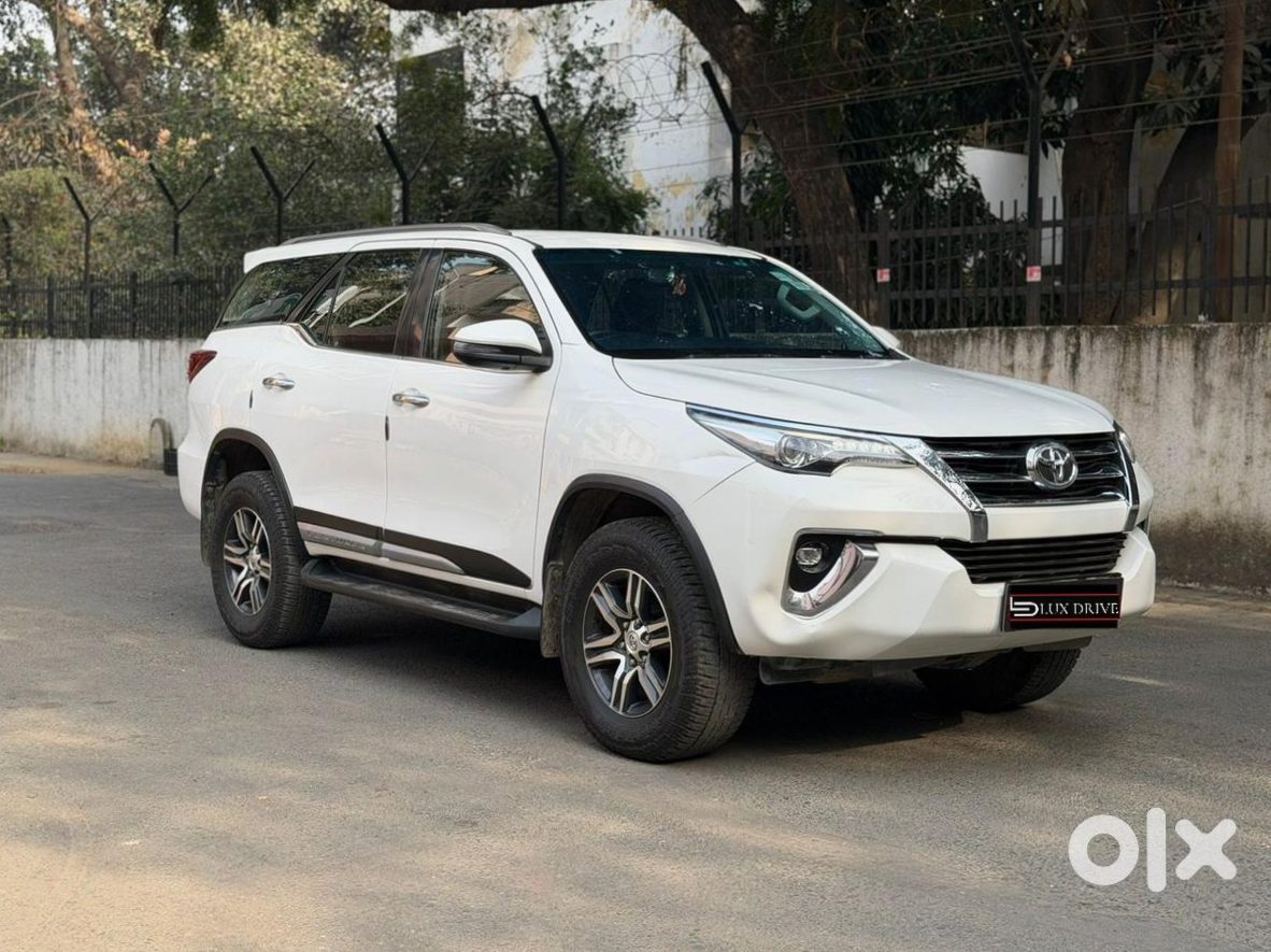 2023 Toyota Fortuner Diesel At