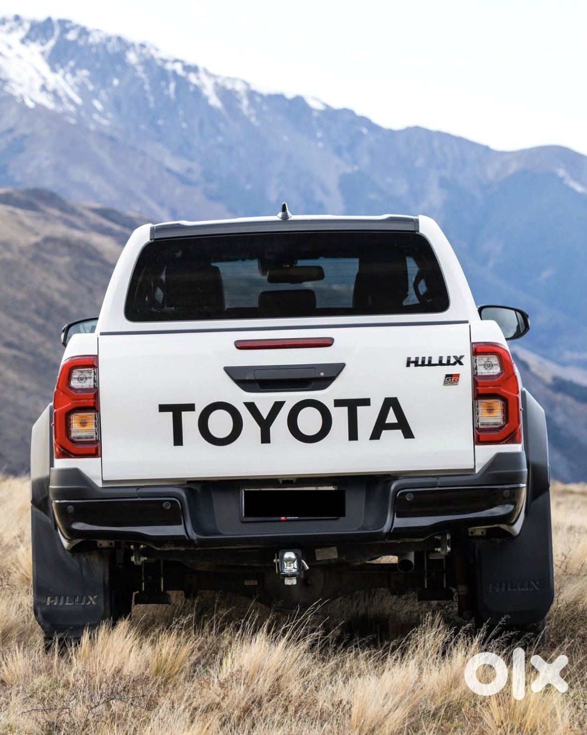 2023 Toyota Hilux - Premium Pickup