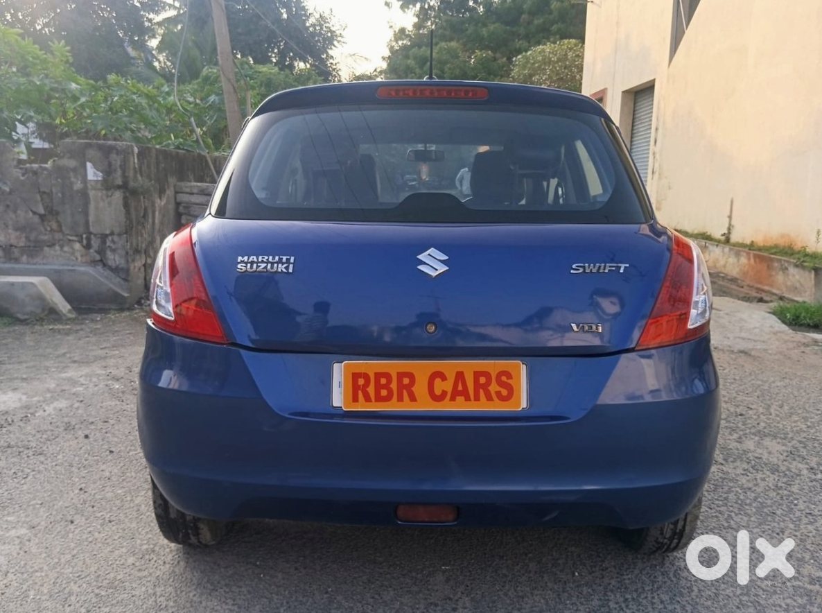 2011 Maruti Swift Automatic - Well Maintained