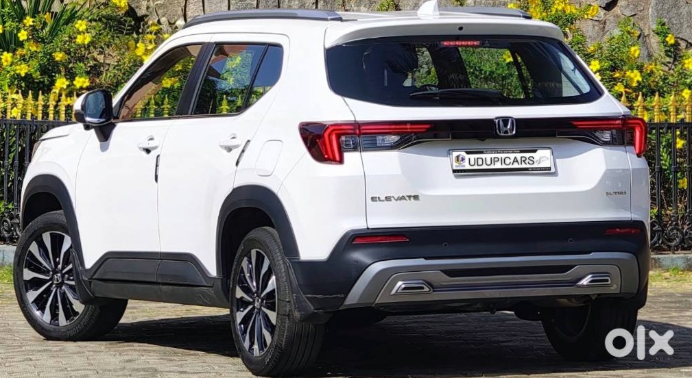 2014 Honda Elevate | Low Km