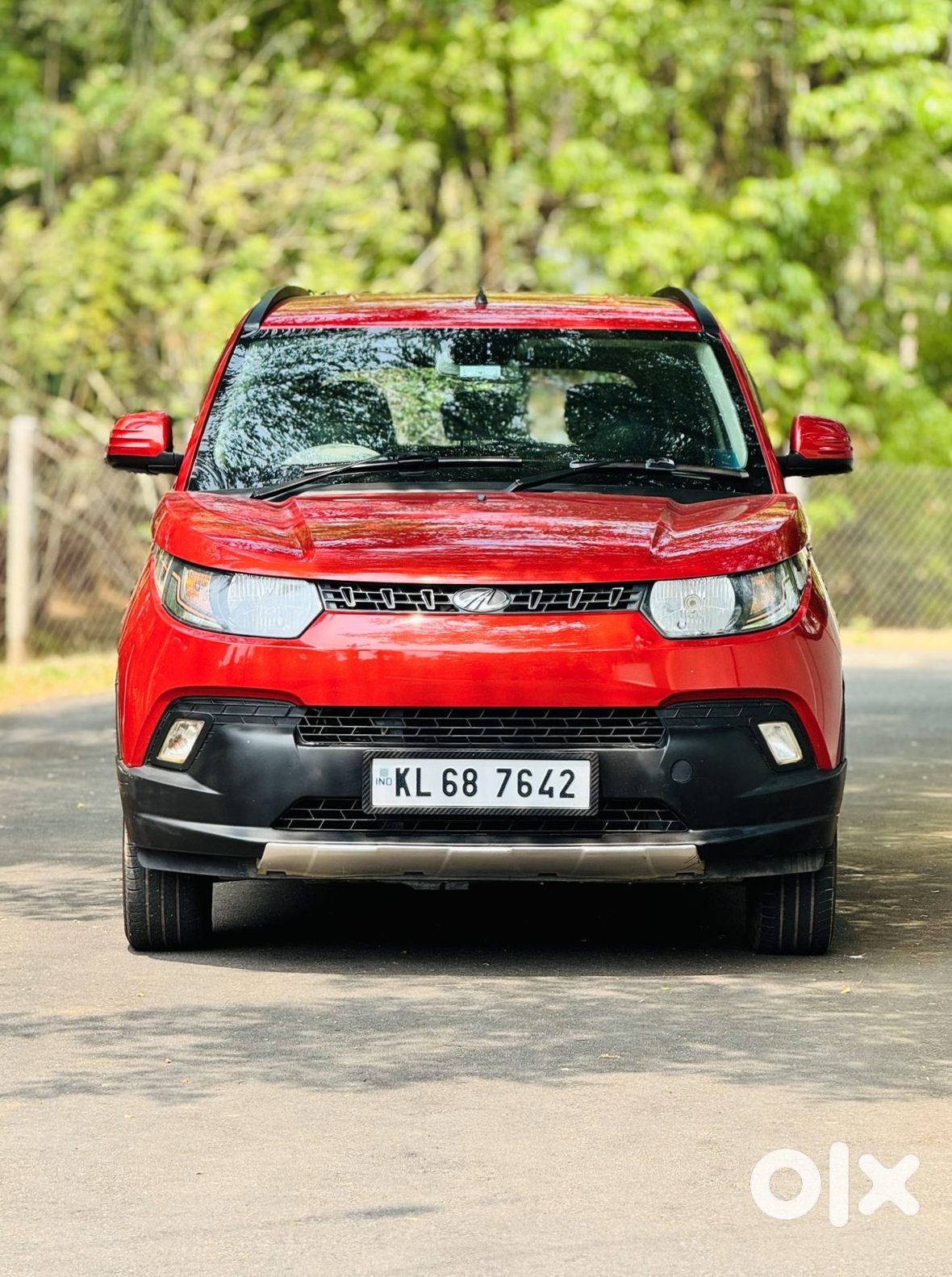 Kuv 100 Diesel - Compact Suv