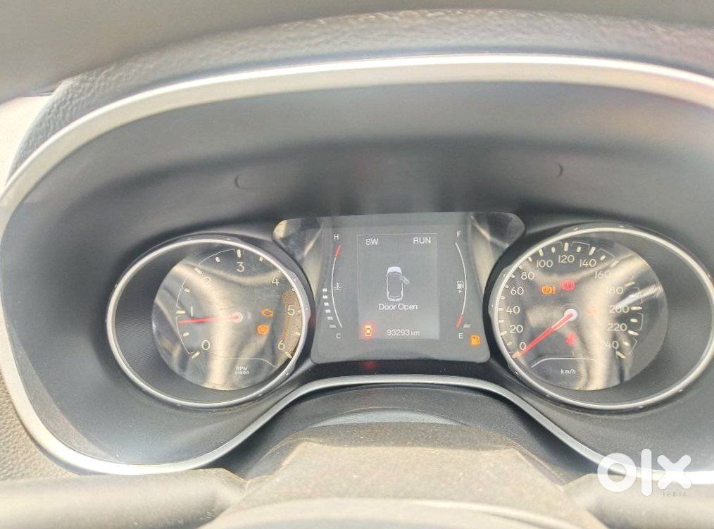 Urgent - Jeep Compass Petrol