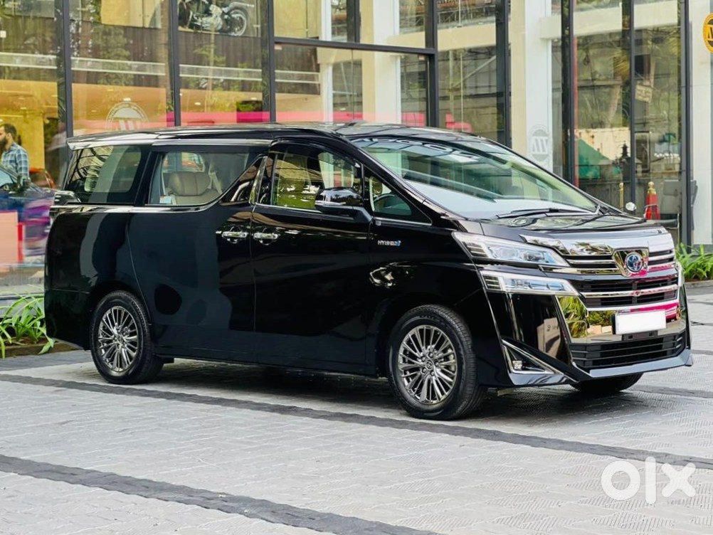 2023 Toyota Vellfire Cng Manual