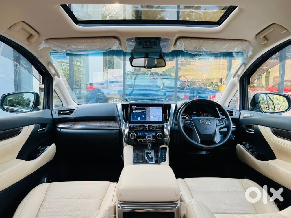 2023 Toyota Vellfire Cng Manual