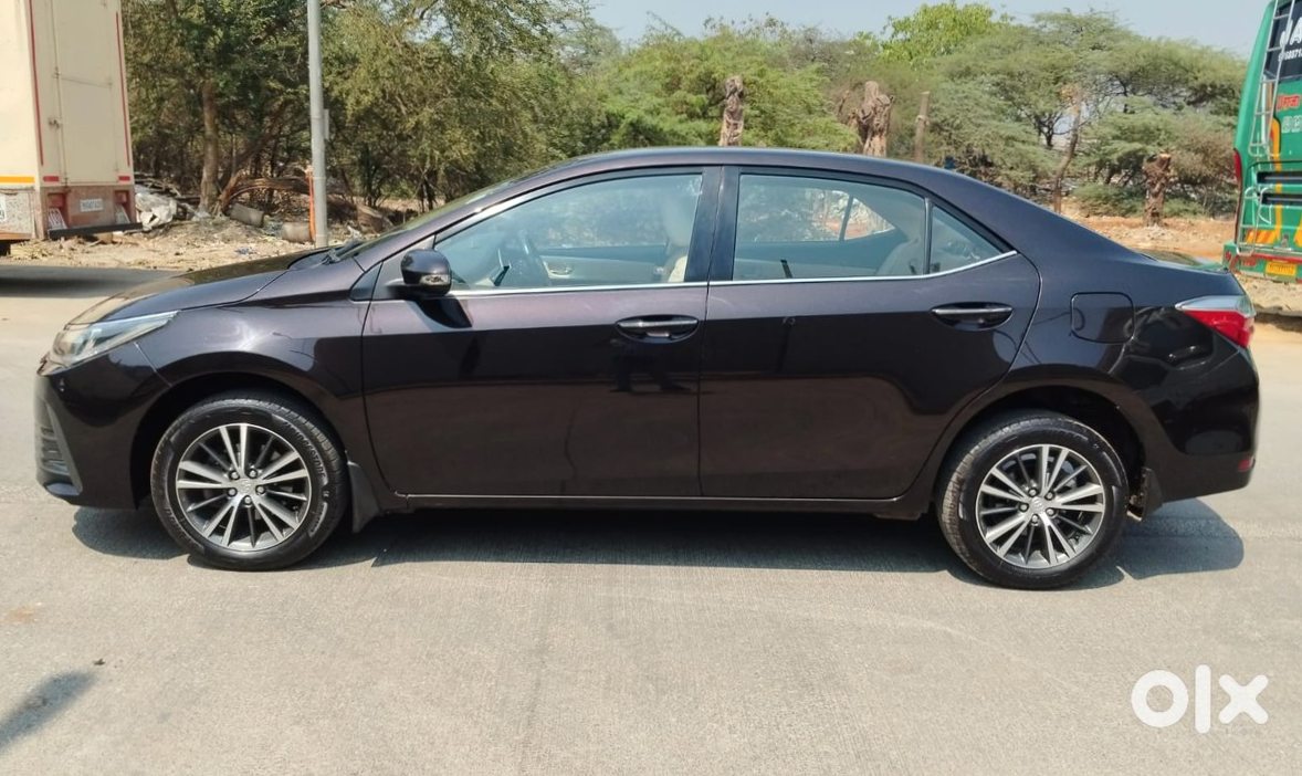 Toyota Corolla Altis – Family Car