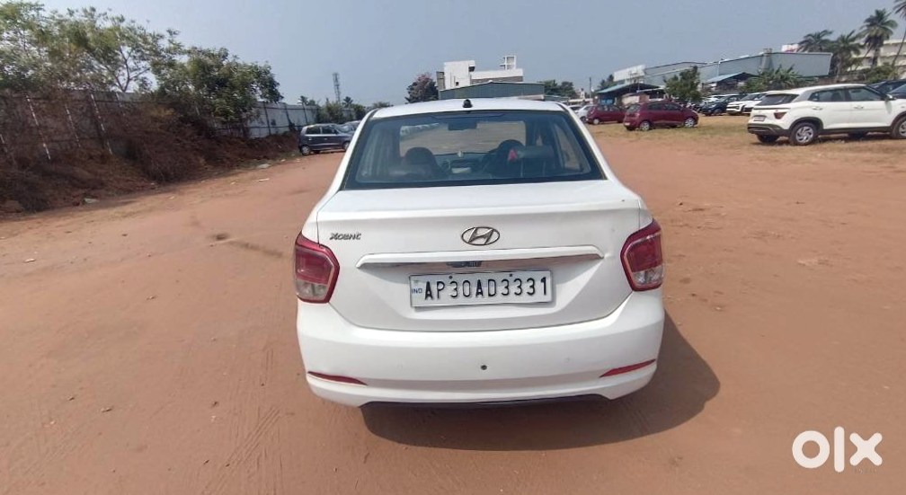 2016 Hyundai Xcent - Shifting City