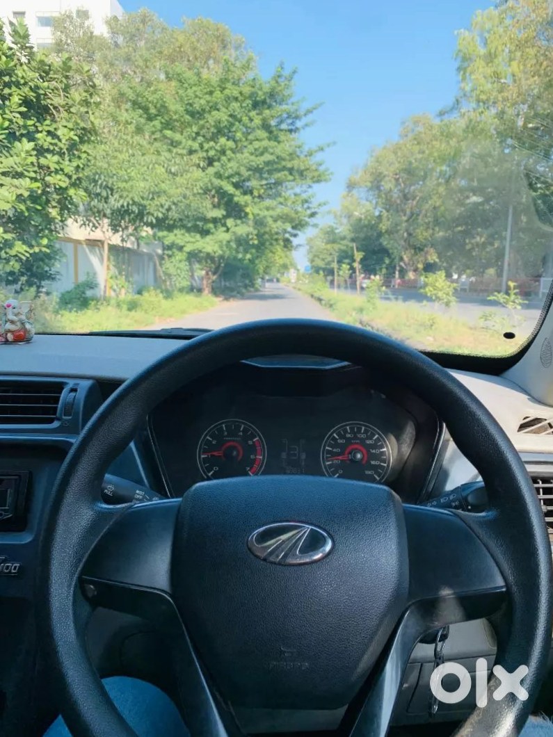 Mahindra Kuv 100 | Diesel Automatic