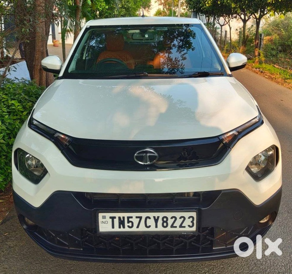 2023 Tata Punch Petrol Manual