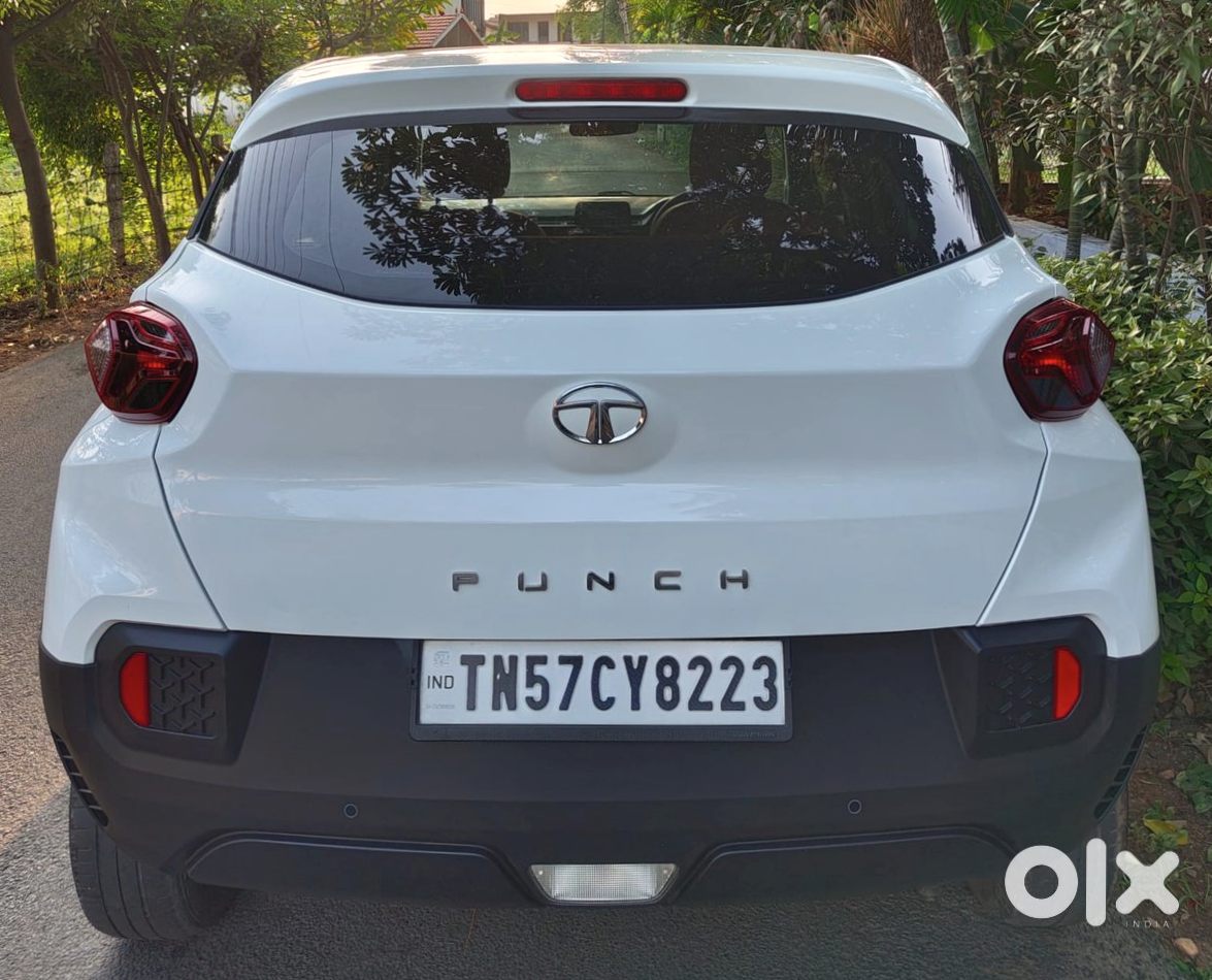 2023 Tata Punch Petrol Manual