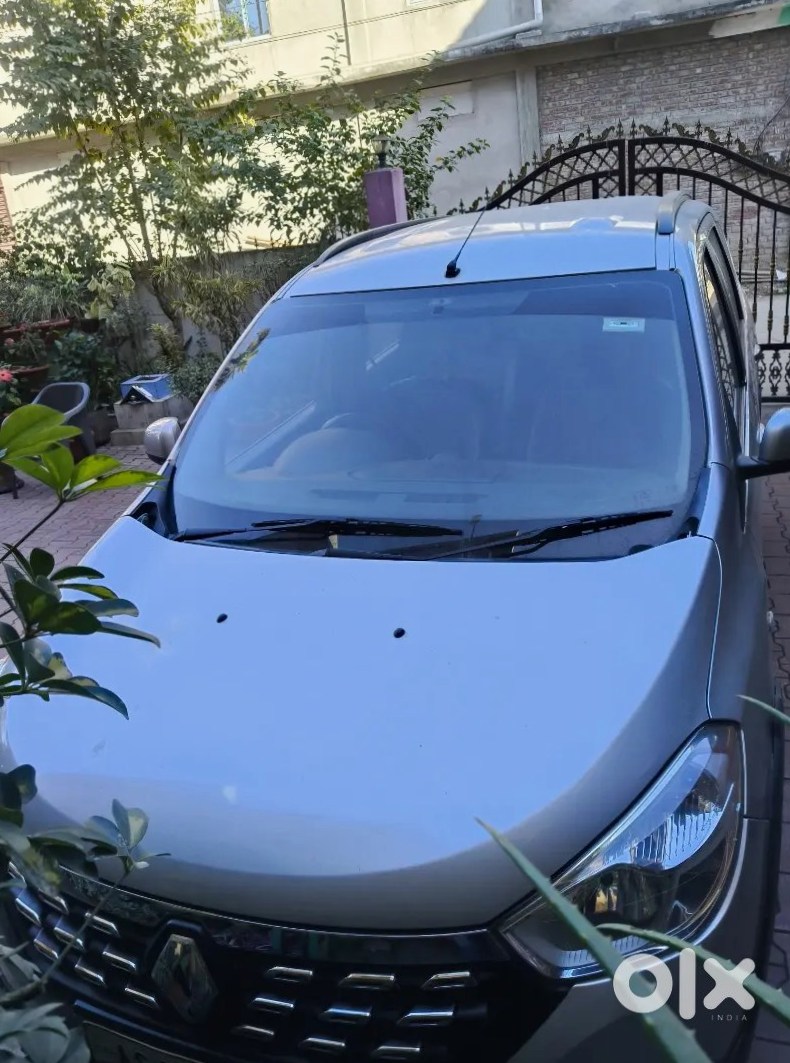 Renault Lodgy Cng - Excellent Deal