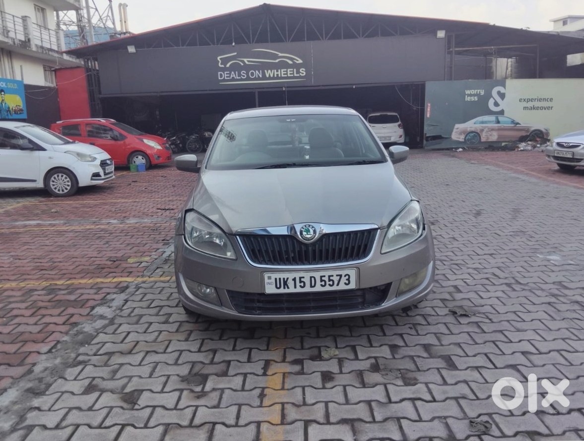 Skoda Rapid 2014 Petrol Manual