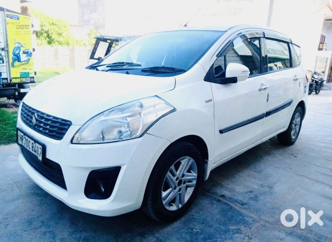 2010 Maruti Suzuki Ertiga | Cng Manual | Family Car