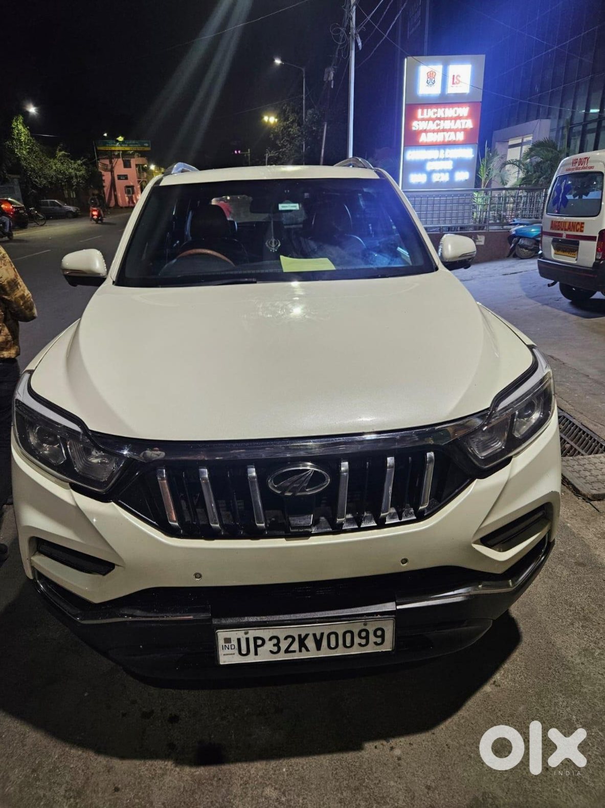 Mahindra Alturas G4 2018 Diesel Automatic