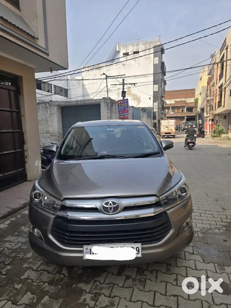 Toyota Innova Crysta 2017 Diesel Manual