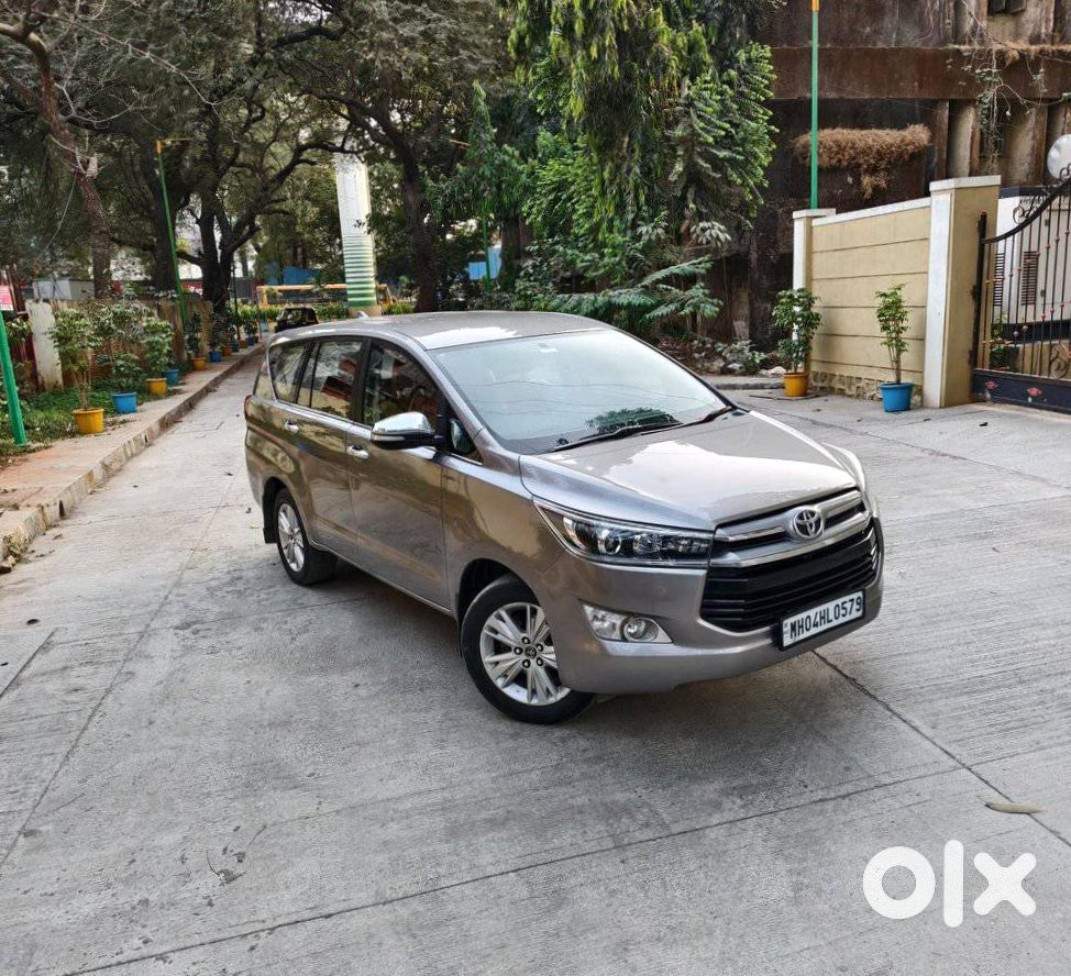Toyota Innova Crysta 2016 Petrol Manual