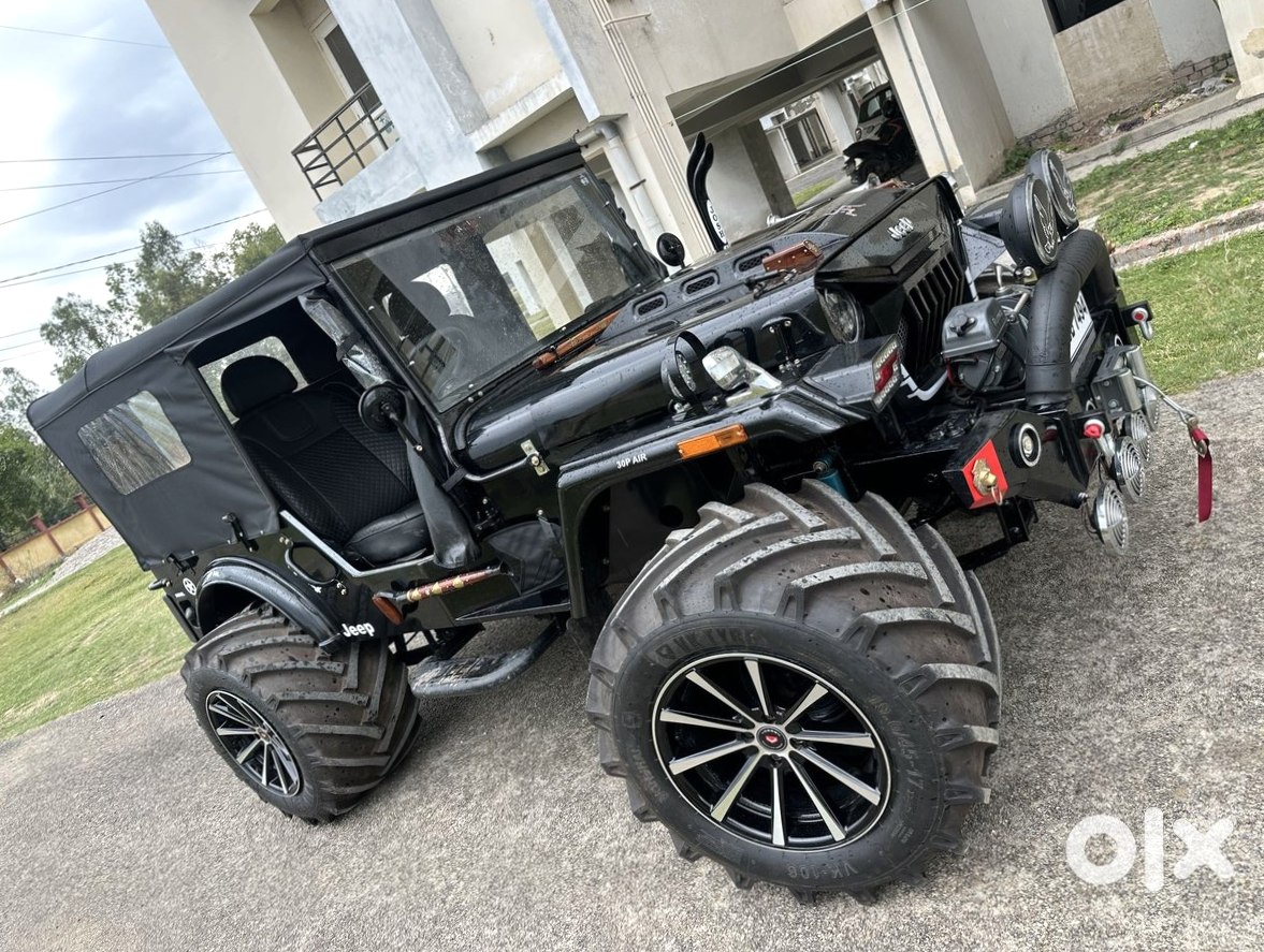 2014 Mahindra Jeep Petrol Automatic