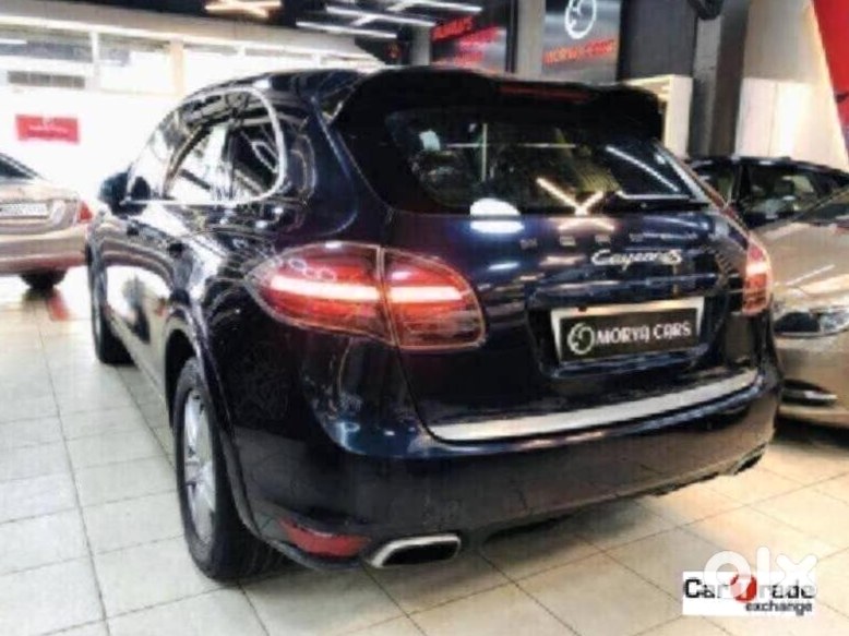 2020 Porsche Cayenne Premium Suv