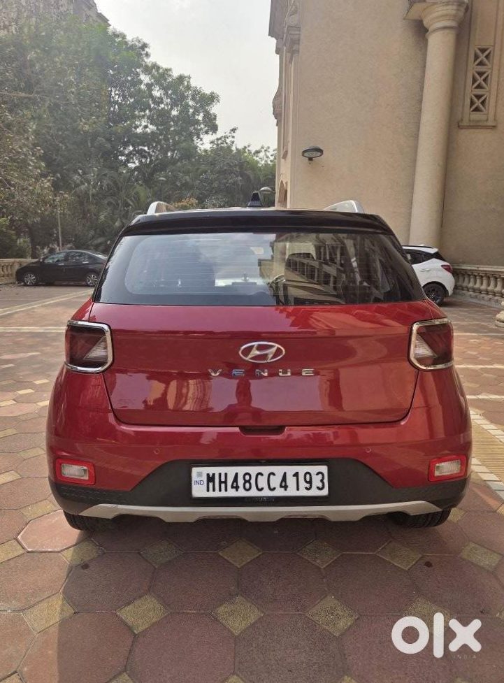 2024 Hyundai Venue - Brand Spanking New