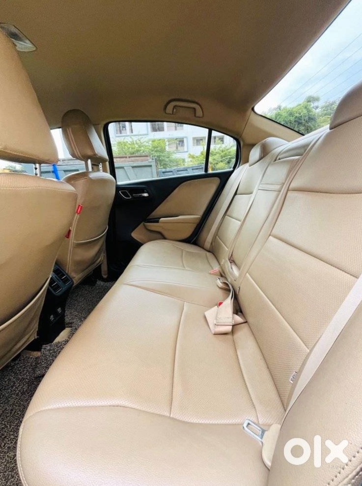 Honda City 2025 | Fresh From Showroom