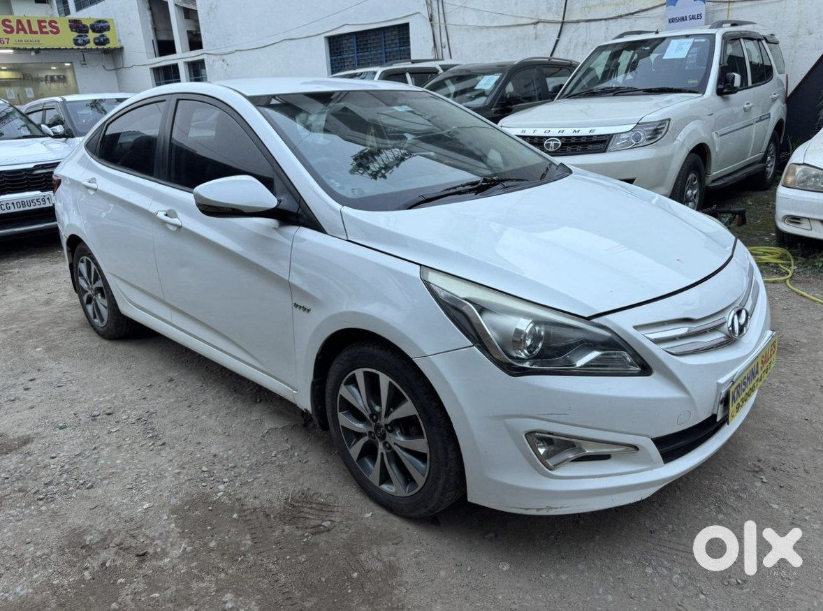 Hyundai Verna 2022 - Insurance Valid