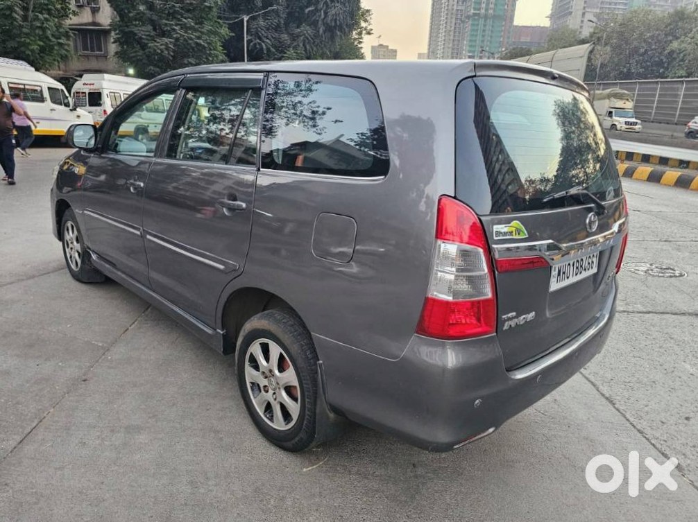 Toyota Innova 2017 - Bechna Hai Jaldi