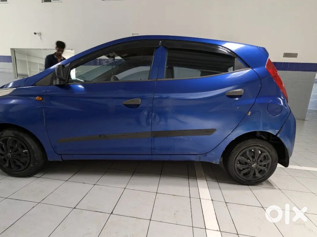 Hyundai Eon 2012 - Budget Car