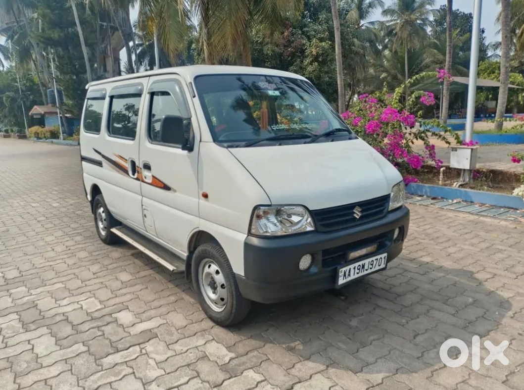 2013 Maruti Eeco Petrol - Family Car