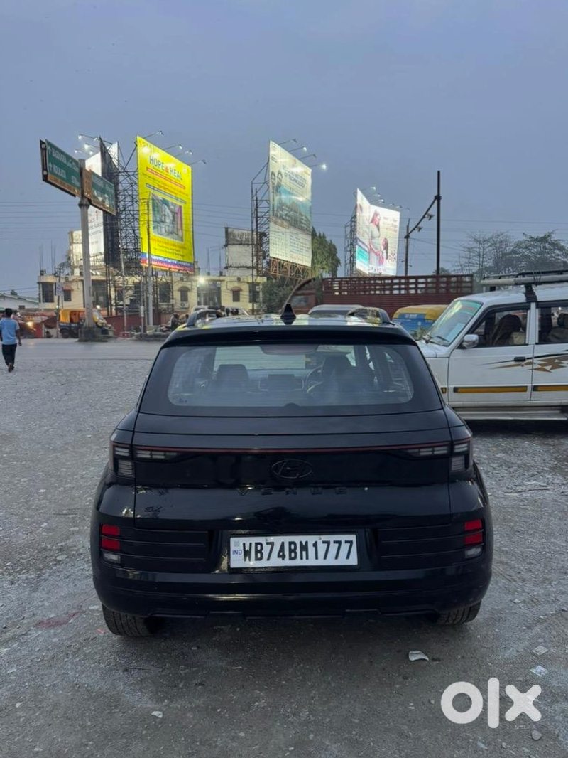 2020 Hyundai Venue Diesel Automatic - Wife's Car