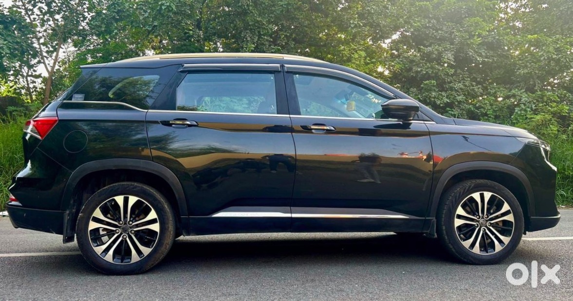 2023 Mg Hector Plus | Barely Driven