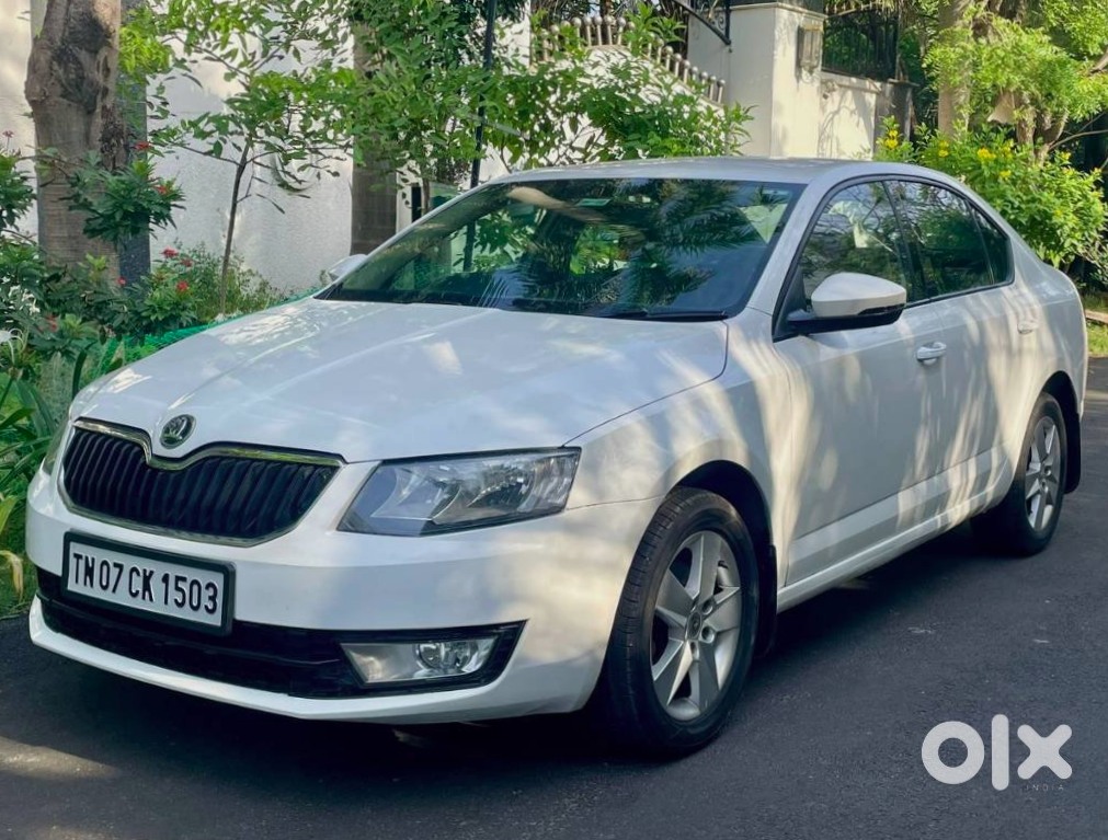 Skoda Octavia Cng - Ek Dum Ok