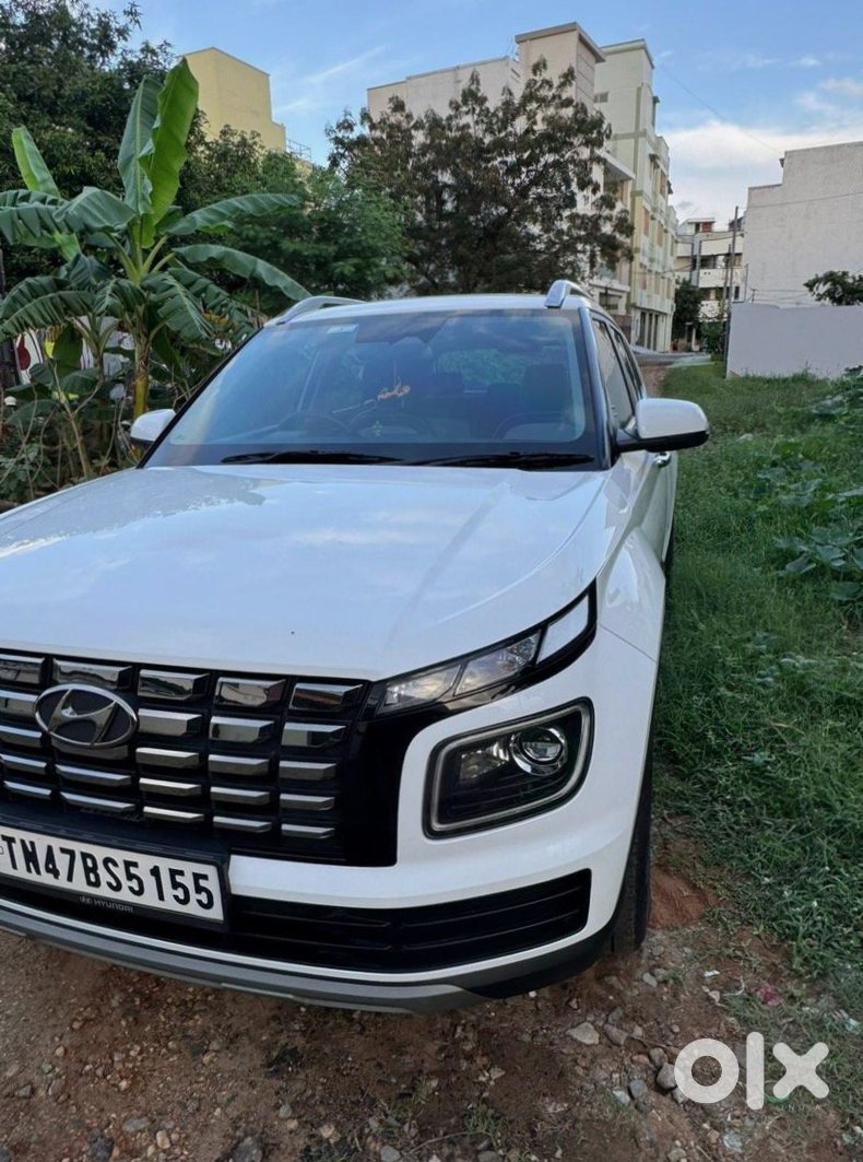 2019 Hyundai Venue Cng | Wife's Car