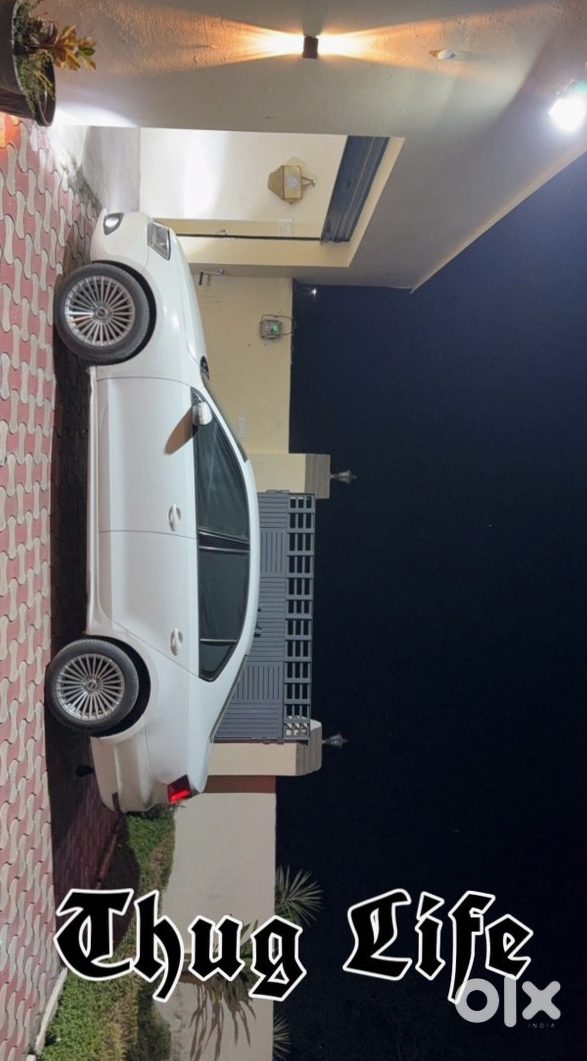 2012 Volkswagen Jetta - Manual