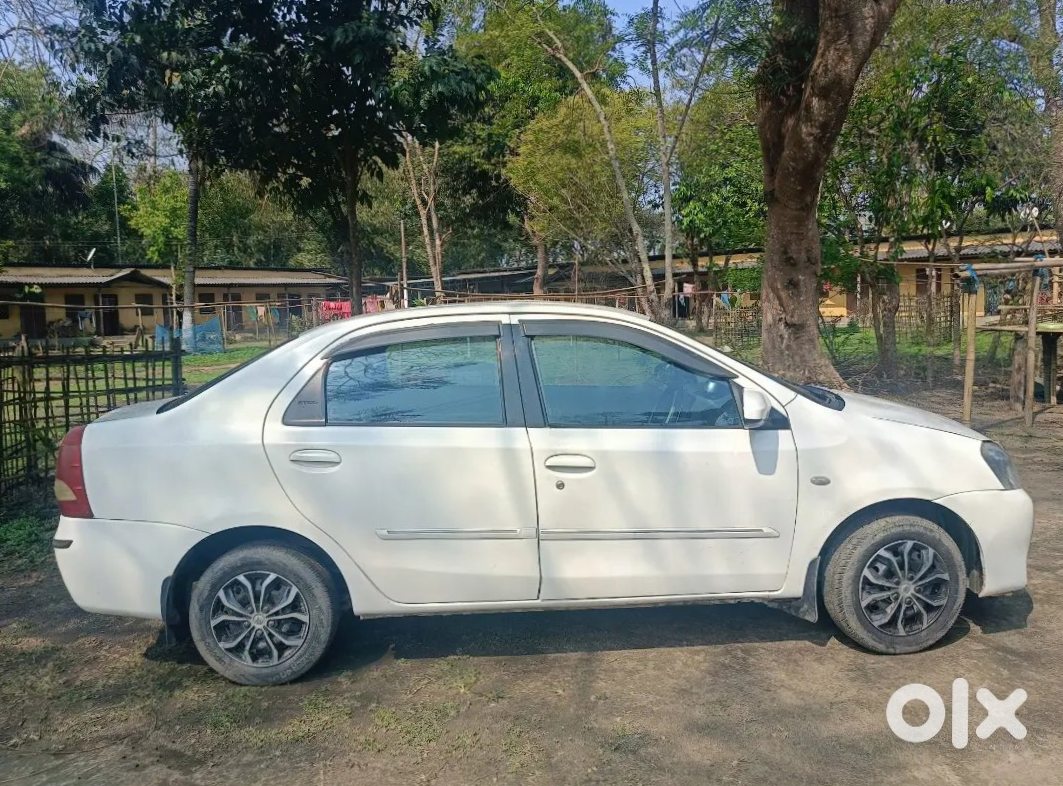 2018 Toyota Etios Liva | ₹507k | 122,769km | Petrol | Manual