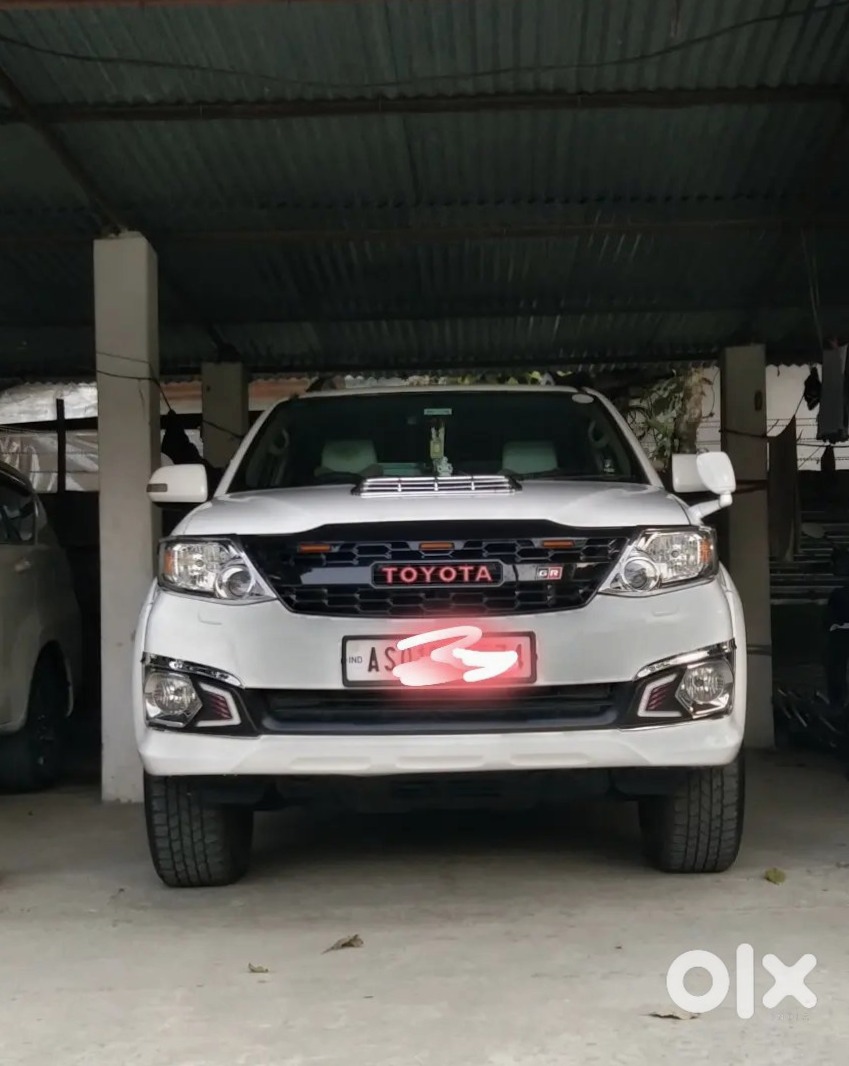 Toyota Fortuner - Family Suv