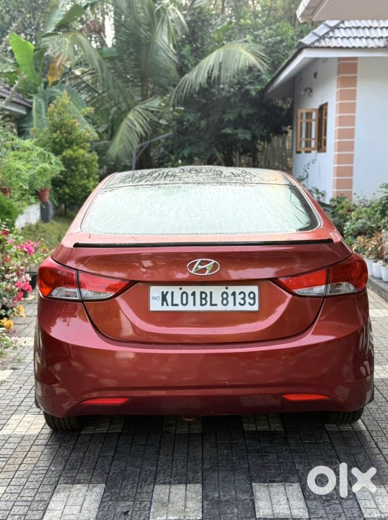 2016 Hyundai Elantra | Petrol | Automatic