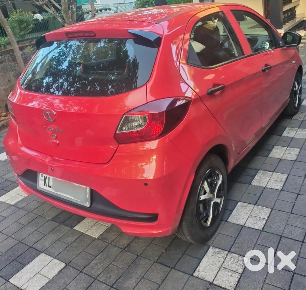 Tata Tiago Petrol Manual 2024