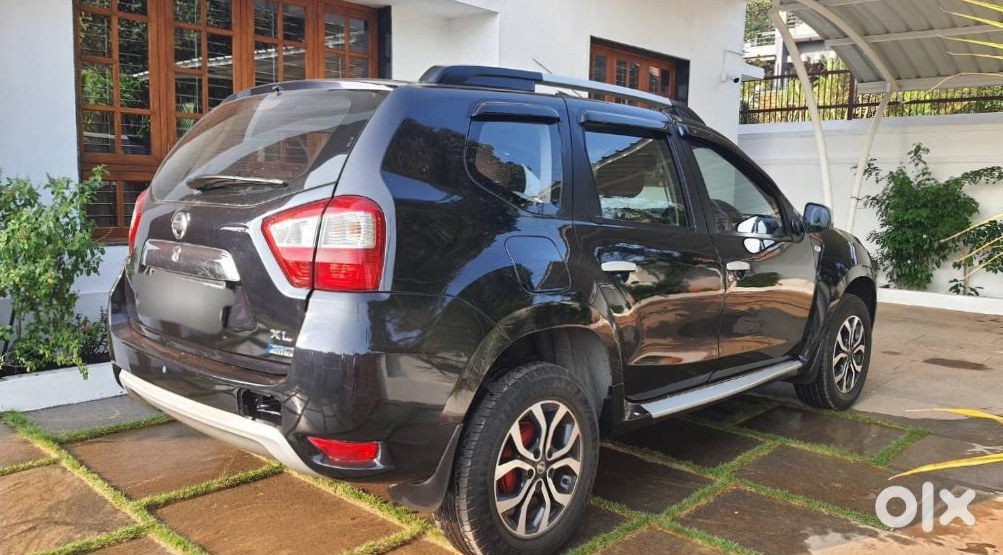 2018 Nissan Terrano Petrol At