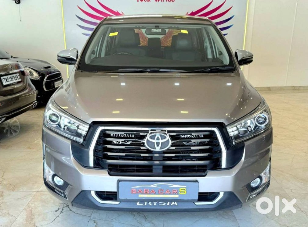 Toyota Innova Crysta 2012 Diesel Manual