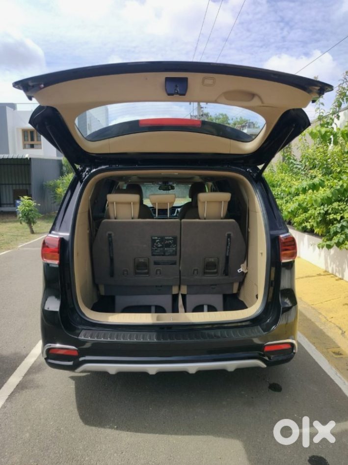 2025 Kia Carnival - Brand New Condition