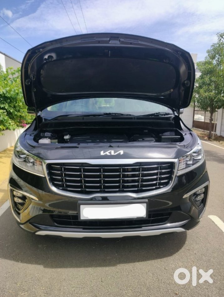 2025 Kia Carnival - Brand New Condition