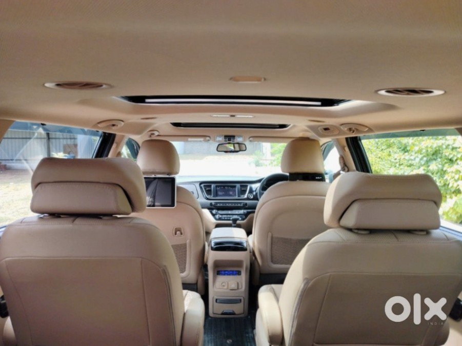 2025 Kia Carnival - Brand New Condition