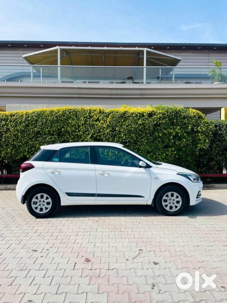 Hyundai Elite I20 - Family Car