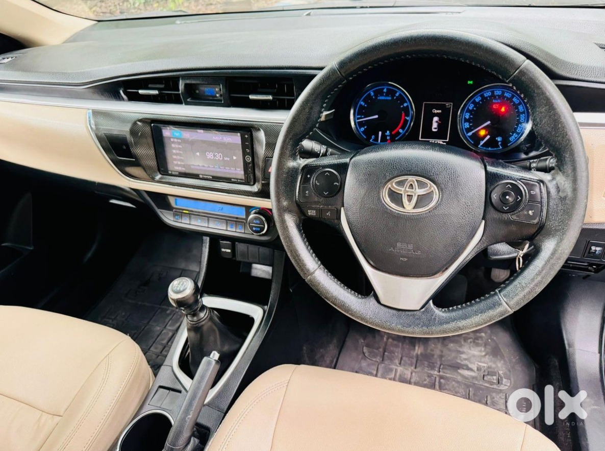 2016 Toyota Corolla Altis
