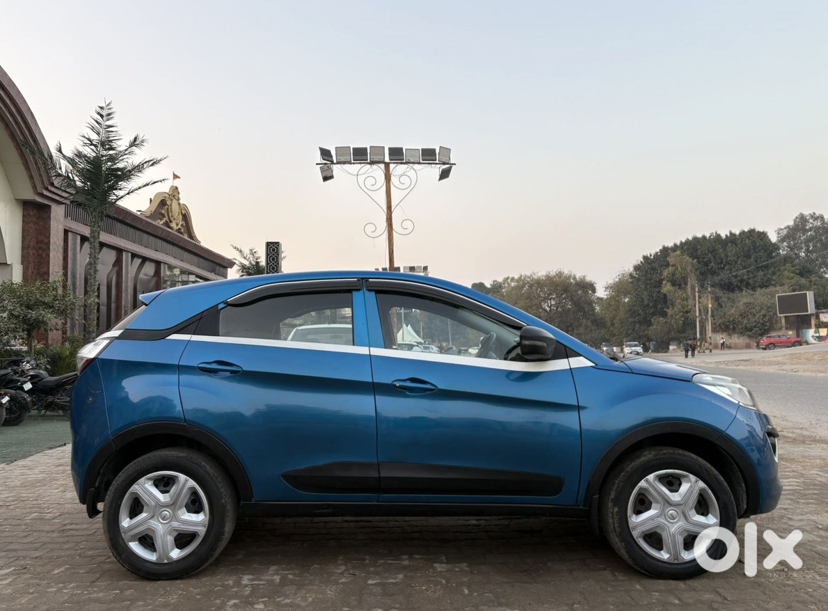 2022 Tata Nexon - Automatic Petrol