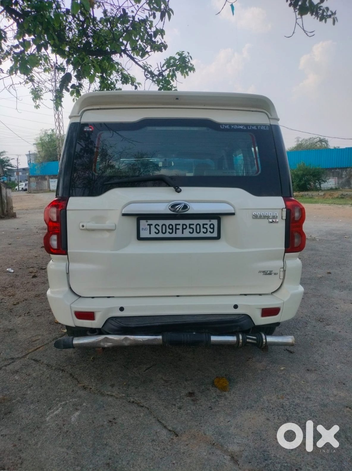 Mahindra Scorpio - 2017
