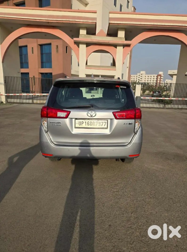 2013 Toyota Innova Crysta Diesel Automatic