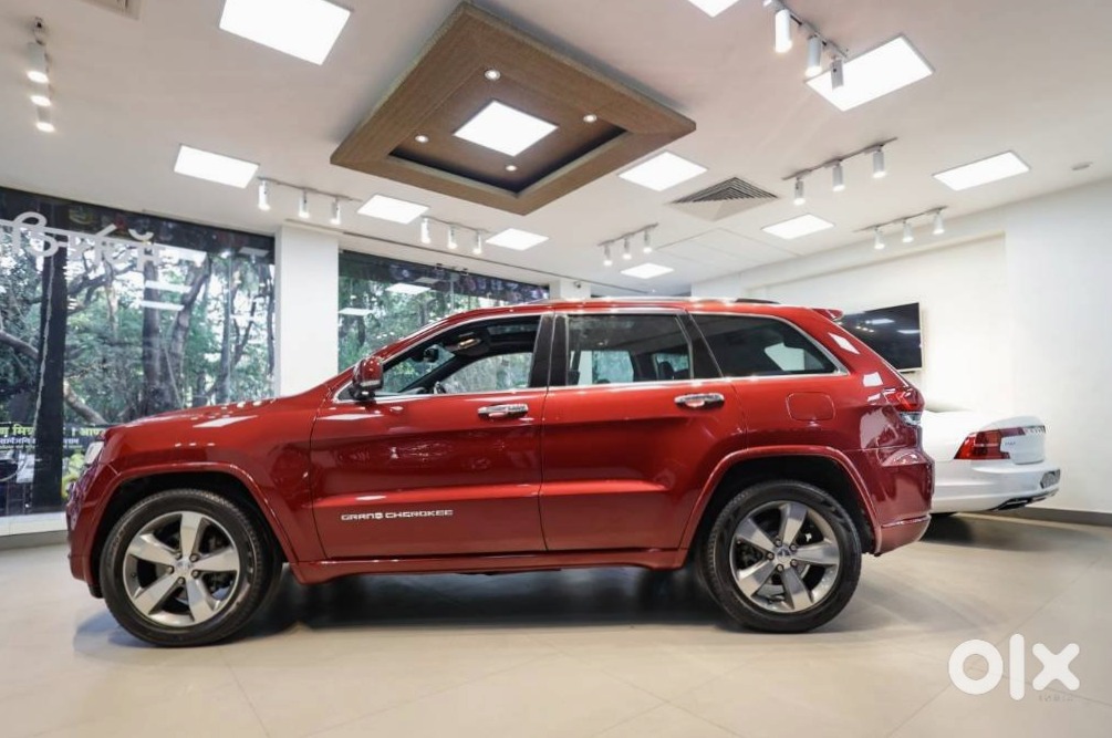 2017 Jeep Grand Cherokee | Diesel Beast