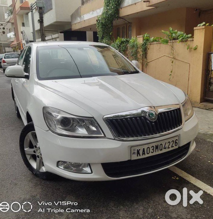 Skoda Laura Petrol Automatic