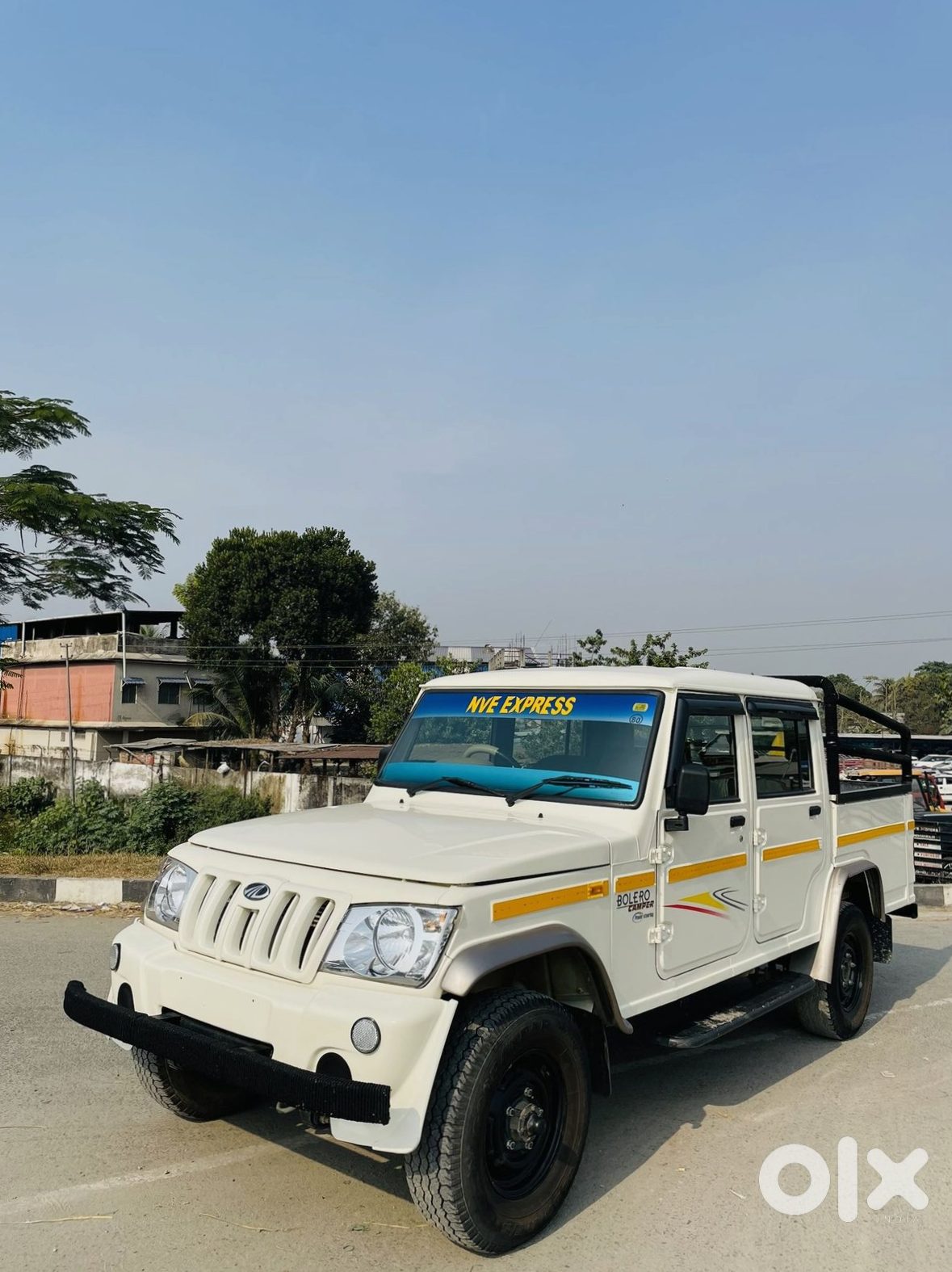 Mahindra Bolero Pickup 2016 Petrol Automatic