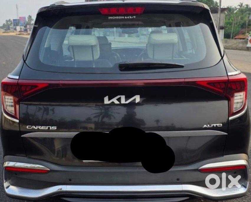 Kia Carens 2023 - Nearly New